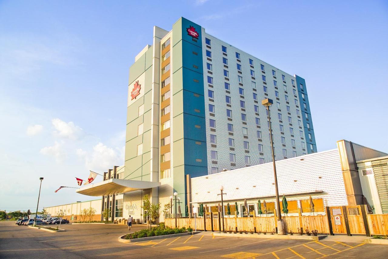 Canad Inns Destination Centre Brandon Eksteriør billede